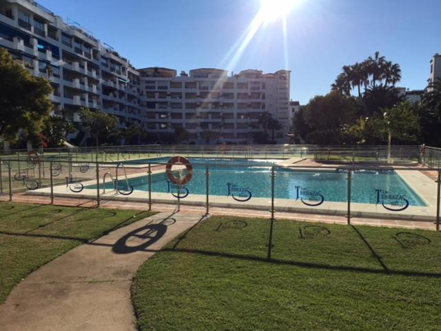 Apartamento Large And Elegant In Puerto Banus With Pools And Paddle Marbella Exterior foto