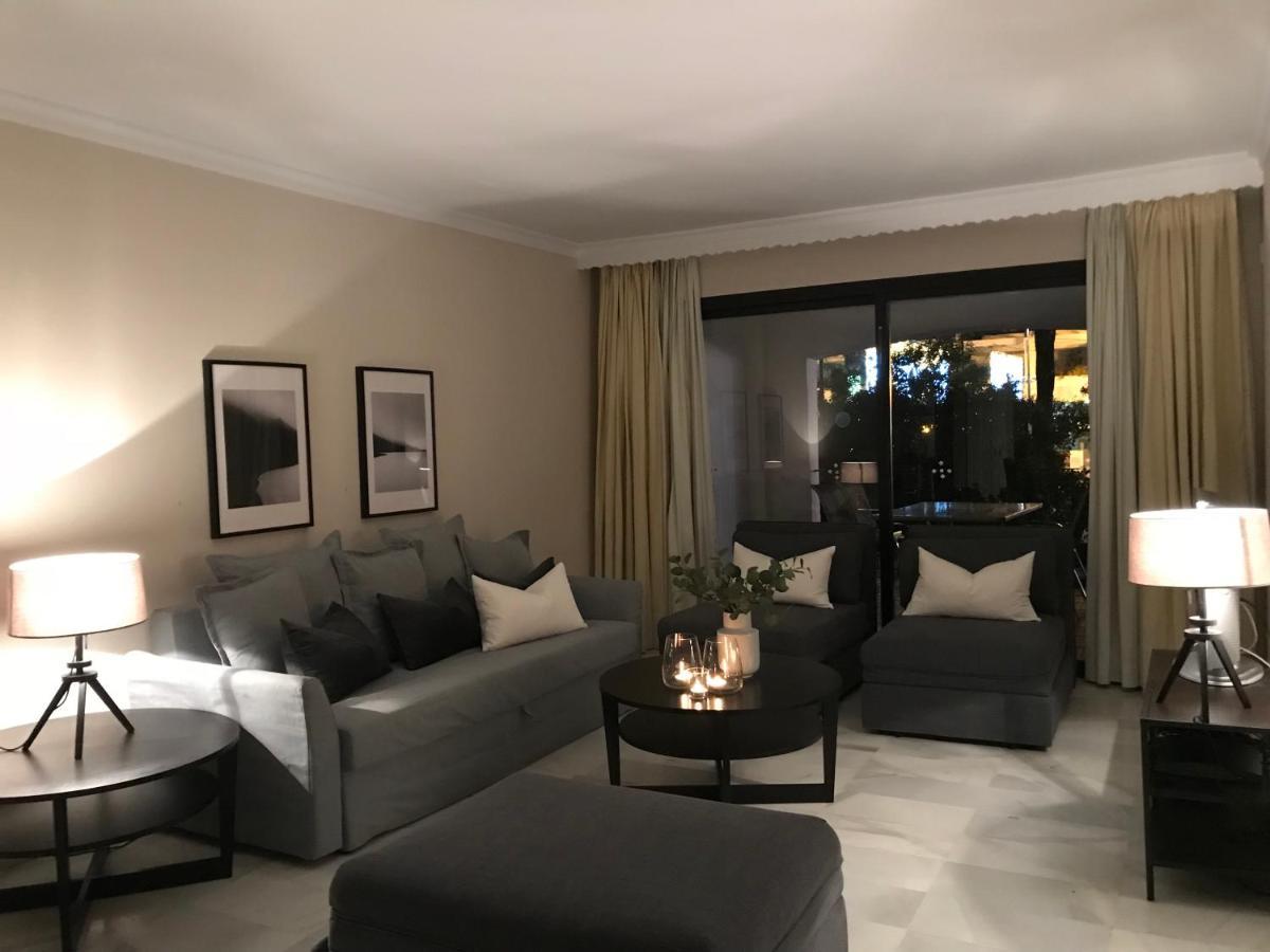 Apartamento Large And Elegant In Puerto Banus With Pools And Paddle Marbella Exterior foto