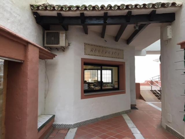Apartamento Large And Elegant In Puerto Banus With Pools And Paddle Marbella Exterior foto